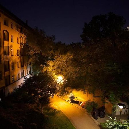 Die Kleine „Louise“ In Der Neustadt Mit Tiefgarage เดรสเดน ภายนอก รูปภาพ